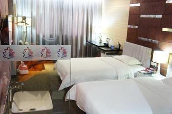 Zhengzhou Oak 5 Seasons Hotel Exterior photo